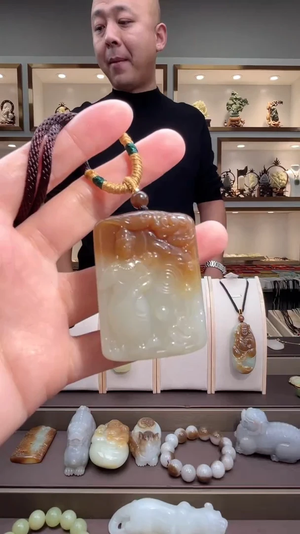 颈饰未镶嵌和田玉苏