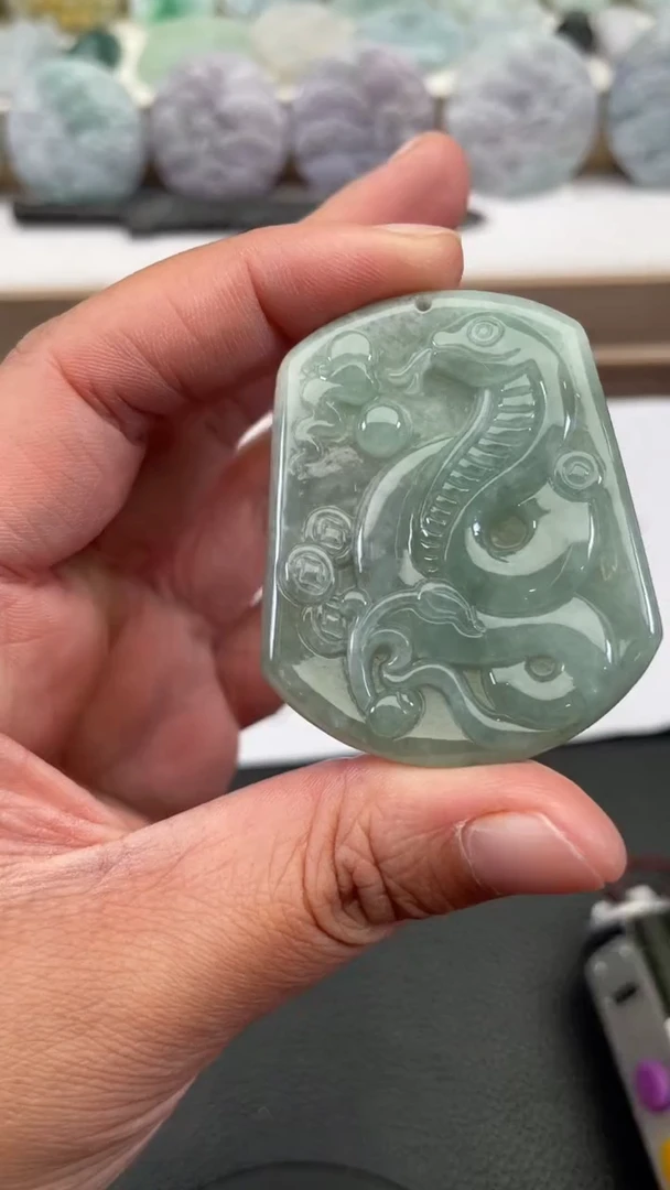 颈饰未镶嵌翡翠天然缅甸翡翠A货128