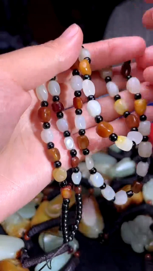 和田玉未镶嵌挂件1