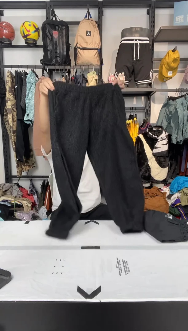 3118编码 瑕疵修复以直播间为准 尺码L