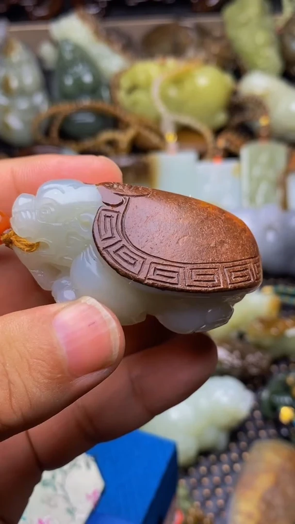 未镶嵌和田玉把件1