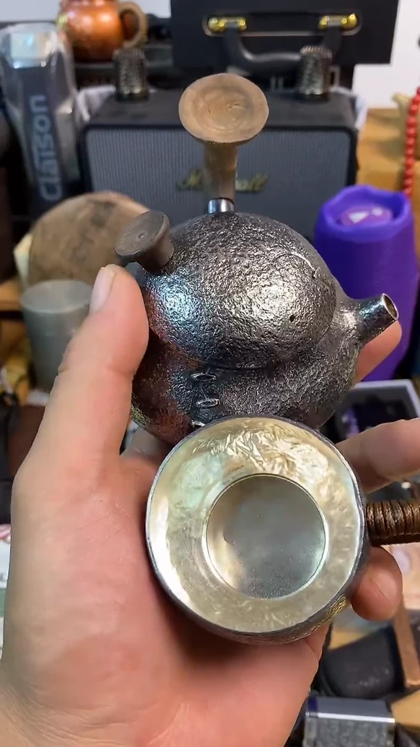 瓷片三***月闪购商品，如图所示
