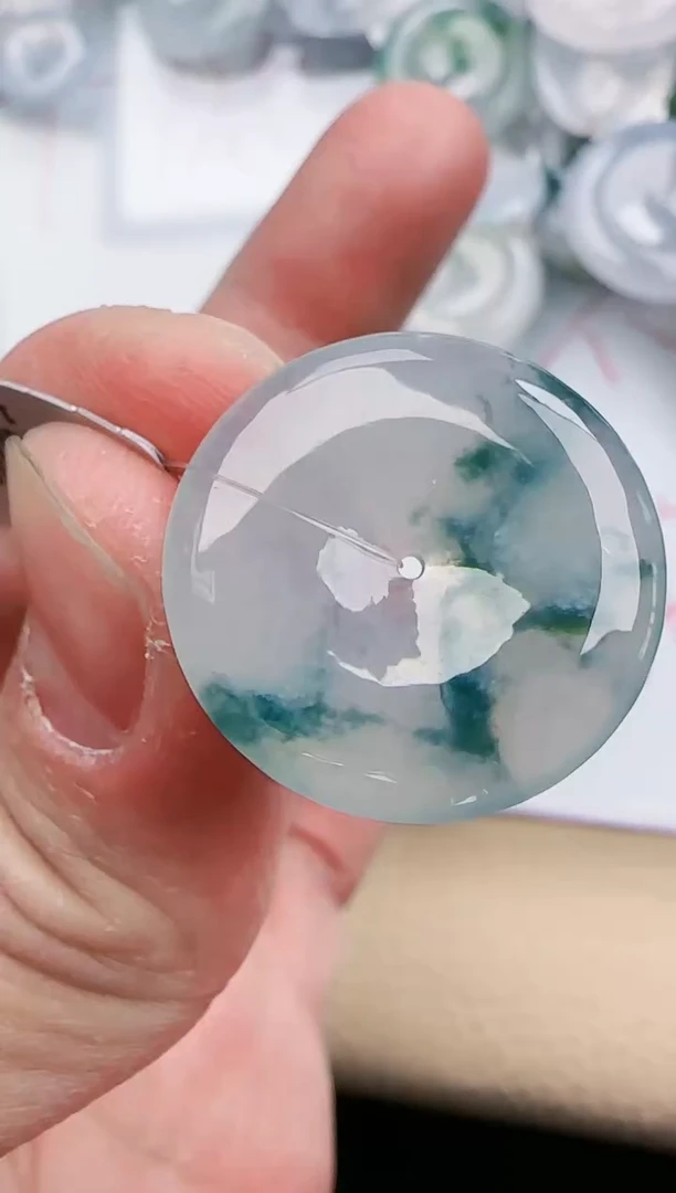 【闪购商品】翡翠颈饰未镶嵌翡翠