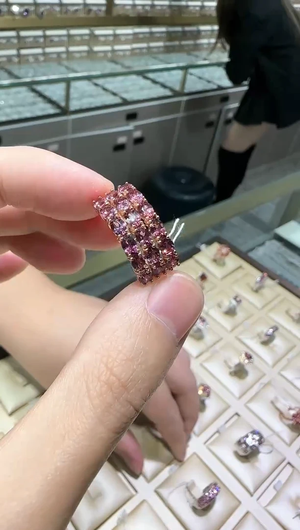 【闪购商品】石榴石戒指银S925镶嵌排戒