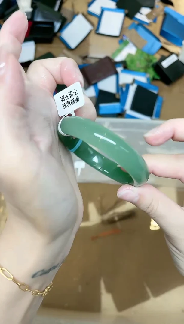 石英质玉手镯未镶嵌171-55