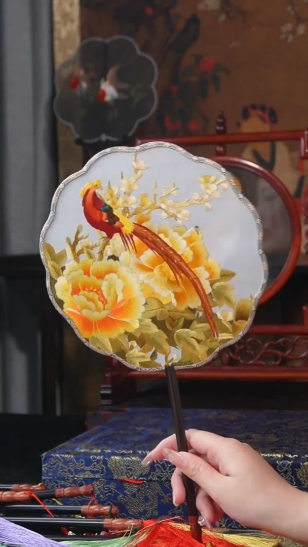 刺绣团扇-双面绣花非遗