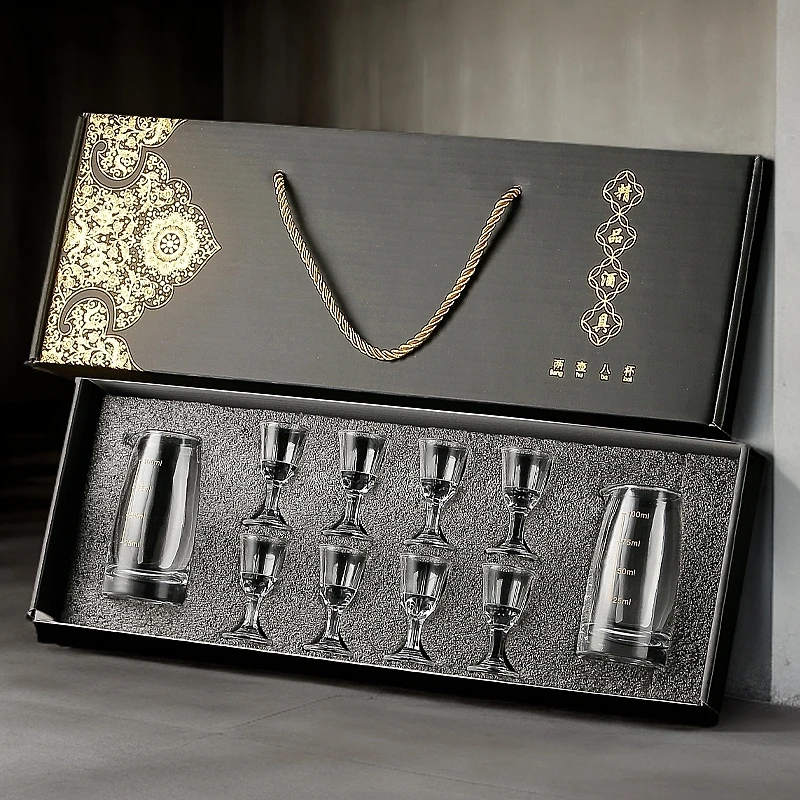 高档家用白酒杯礼盒套装中式酒杯玻璃分酒器一口子弹杯烈酒小酒杯