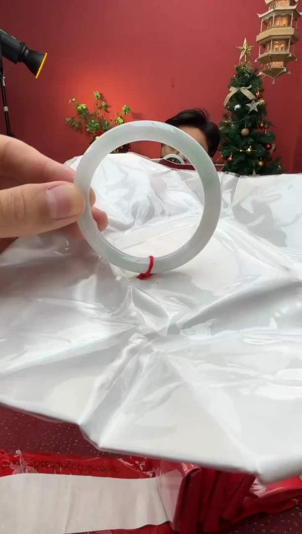 未镶嵌手镯（圆镯）翡翠翡翠手镯39