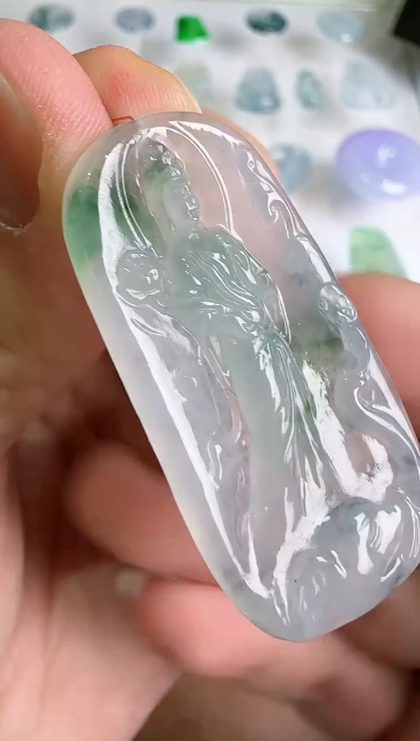 【闪购商品】翡翠吊坠(不含链)未镶嵌