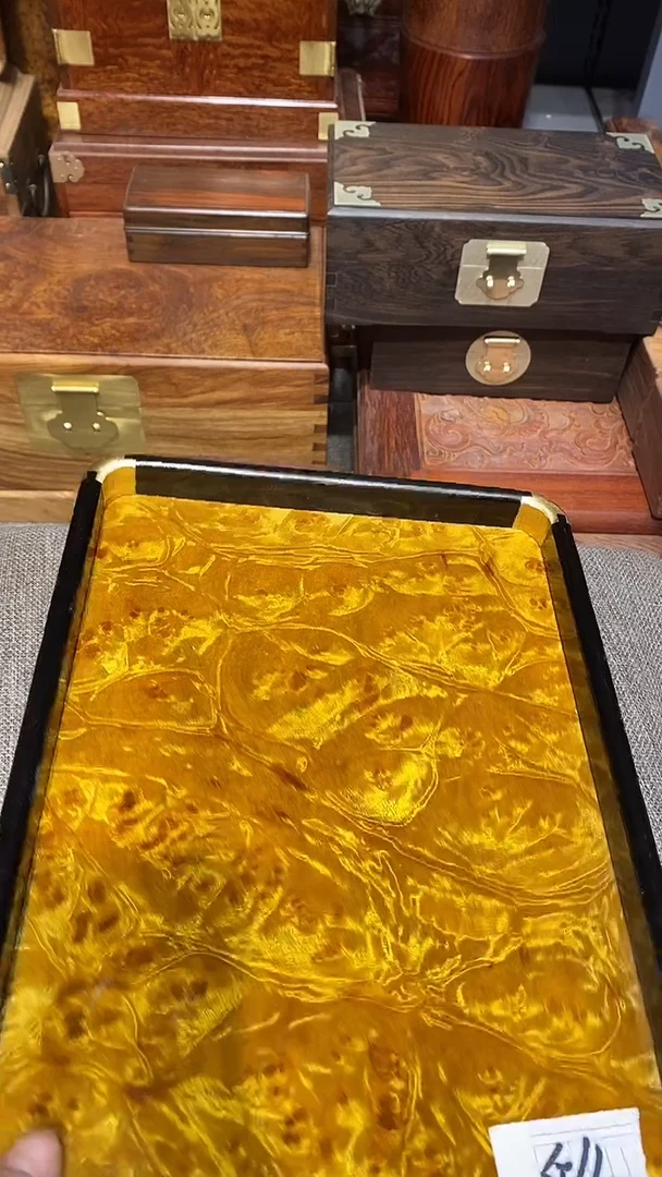 【闪购商品】香樟木木艺茶盘一个