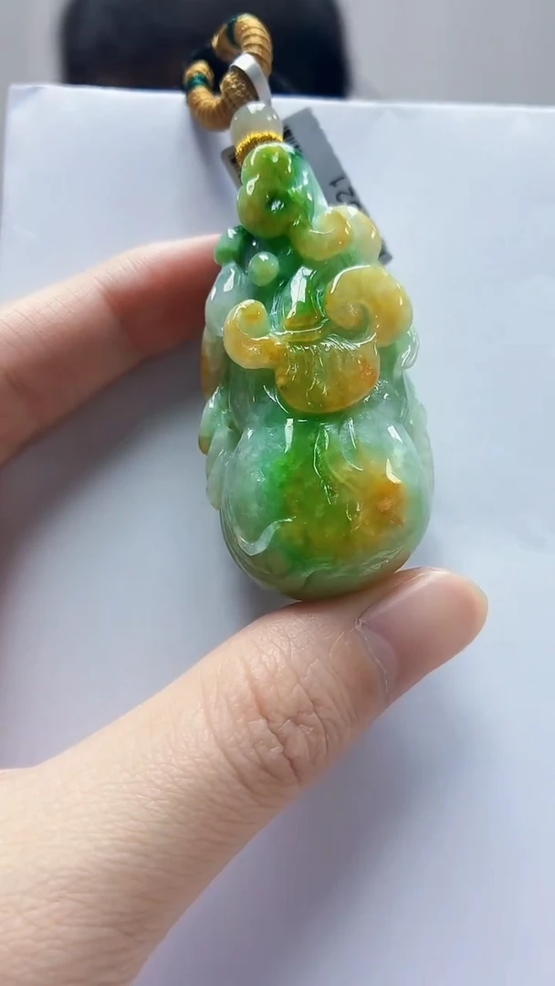 未镶嵌定制翡翠5145zm-毛货挂件65