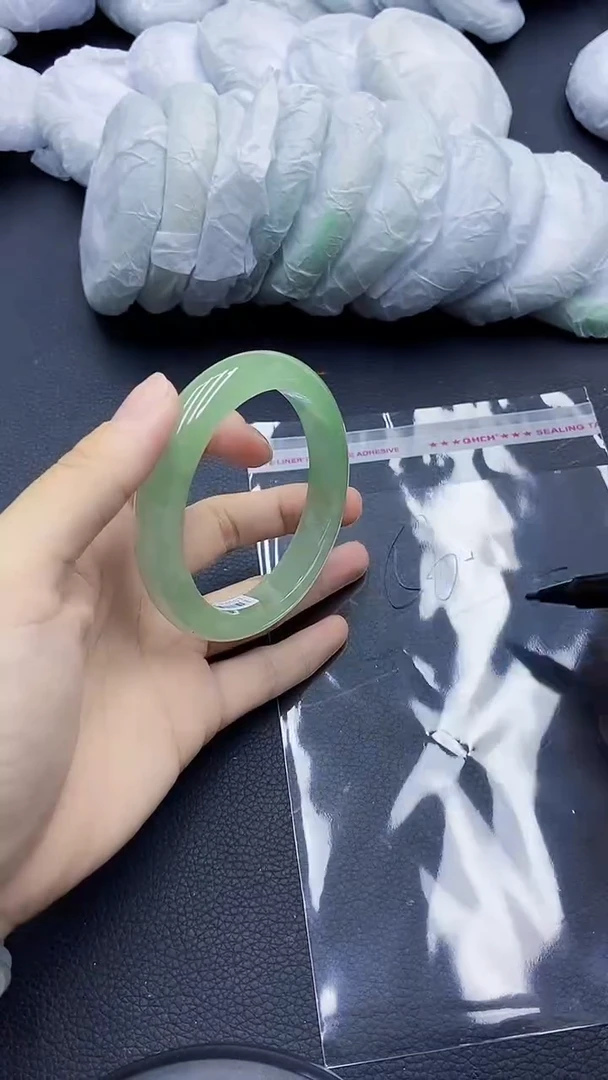 高冰透美人手镯 所见即所得150