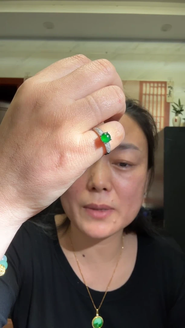 颈饰银S925镶嵌翡翠00006056