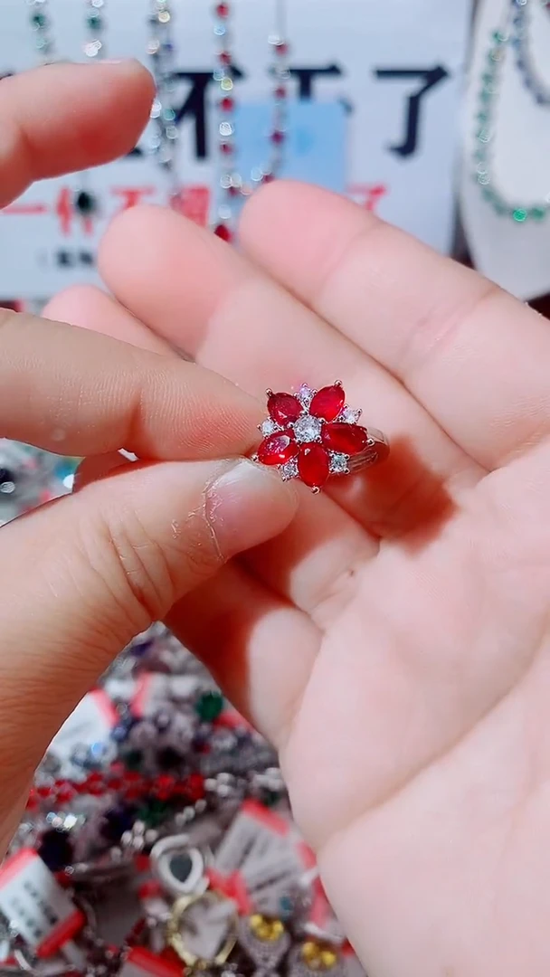 未镶嵌戒指红宝石红宝石戒指