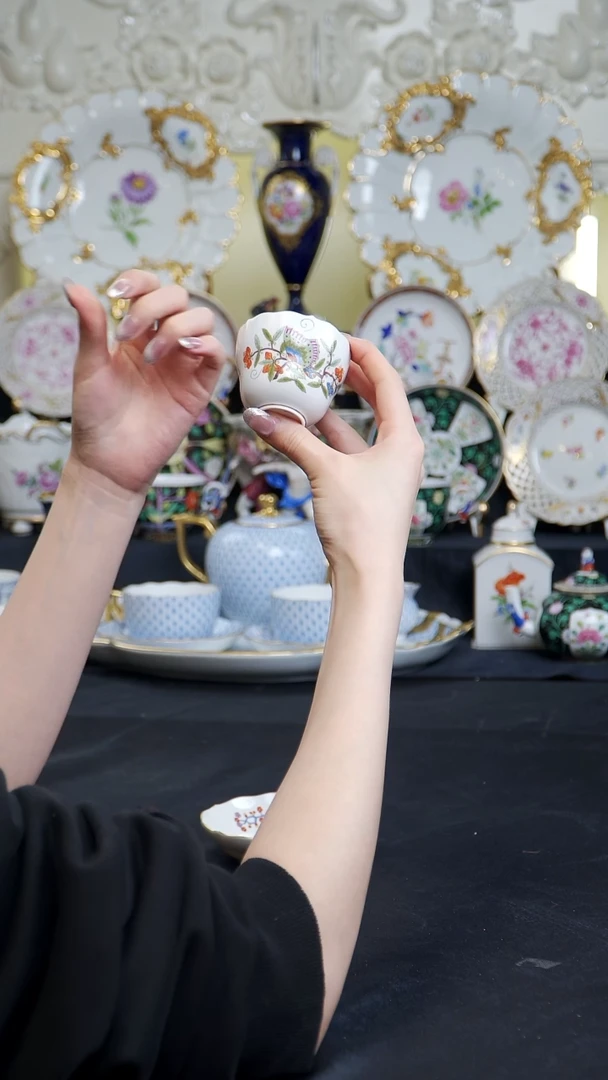 骨瓷婷婷中古器物如图所示41