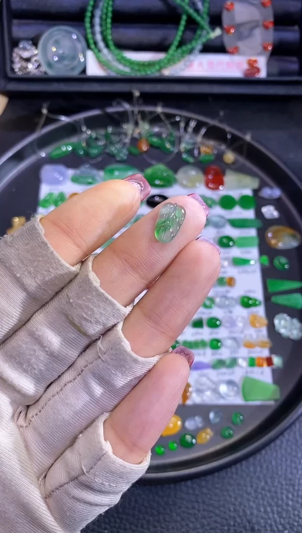 未镶嵌挂件翡翠叶子