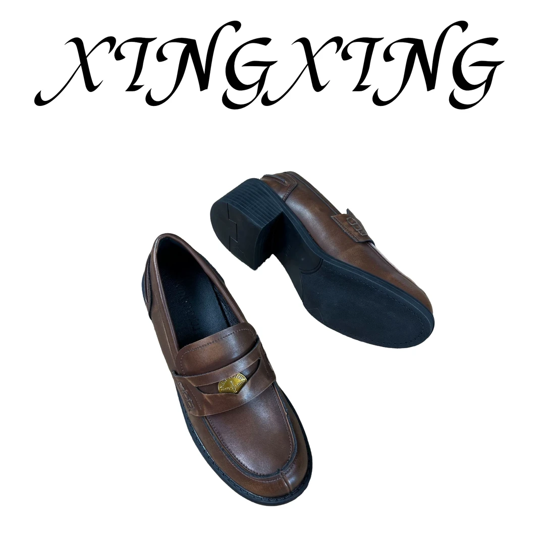 【XINGXING】复古棕色真皮懒人乐福鞋女英伦单鞋5公分底金币小皮鞋