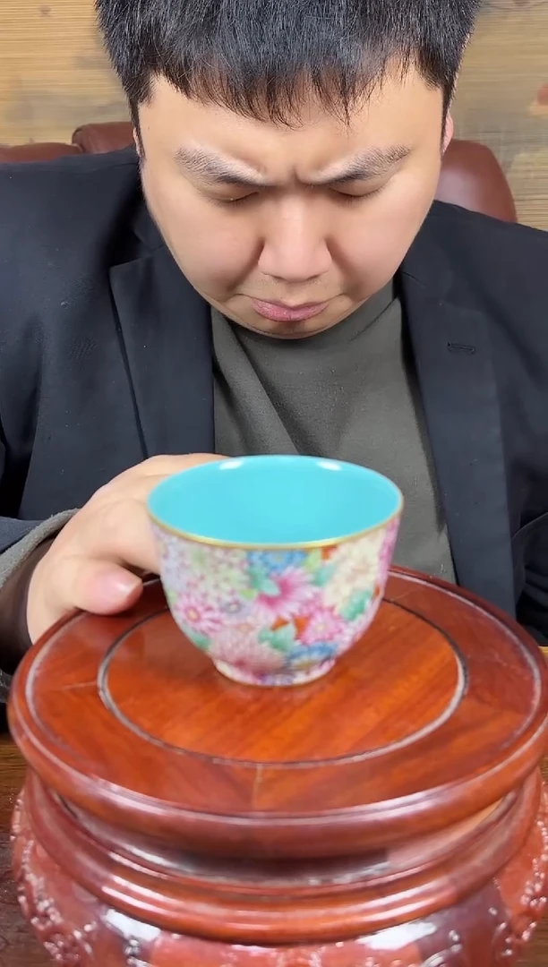 【闪购商品】摆件【礼瓷世界】雅瓷F025