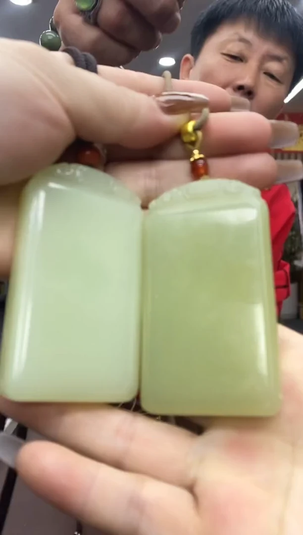 颈饰未镶嵌透闪石质玉多样式发货随机发一