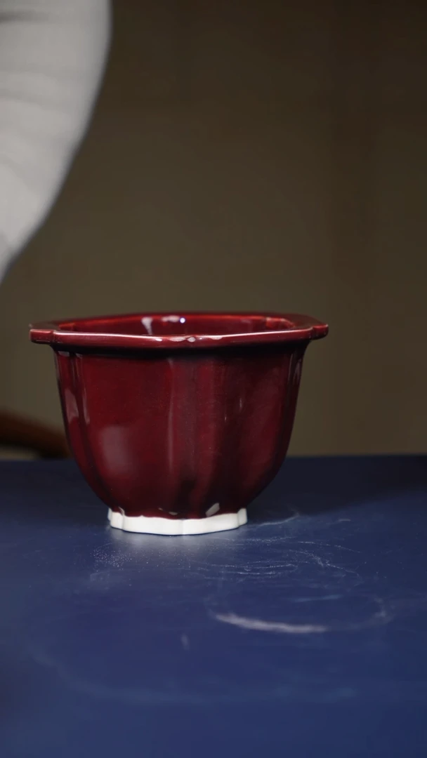 【闪购商品】摆件钧瓷玉石釉葵口式花盆