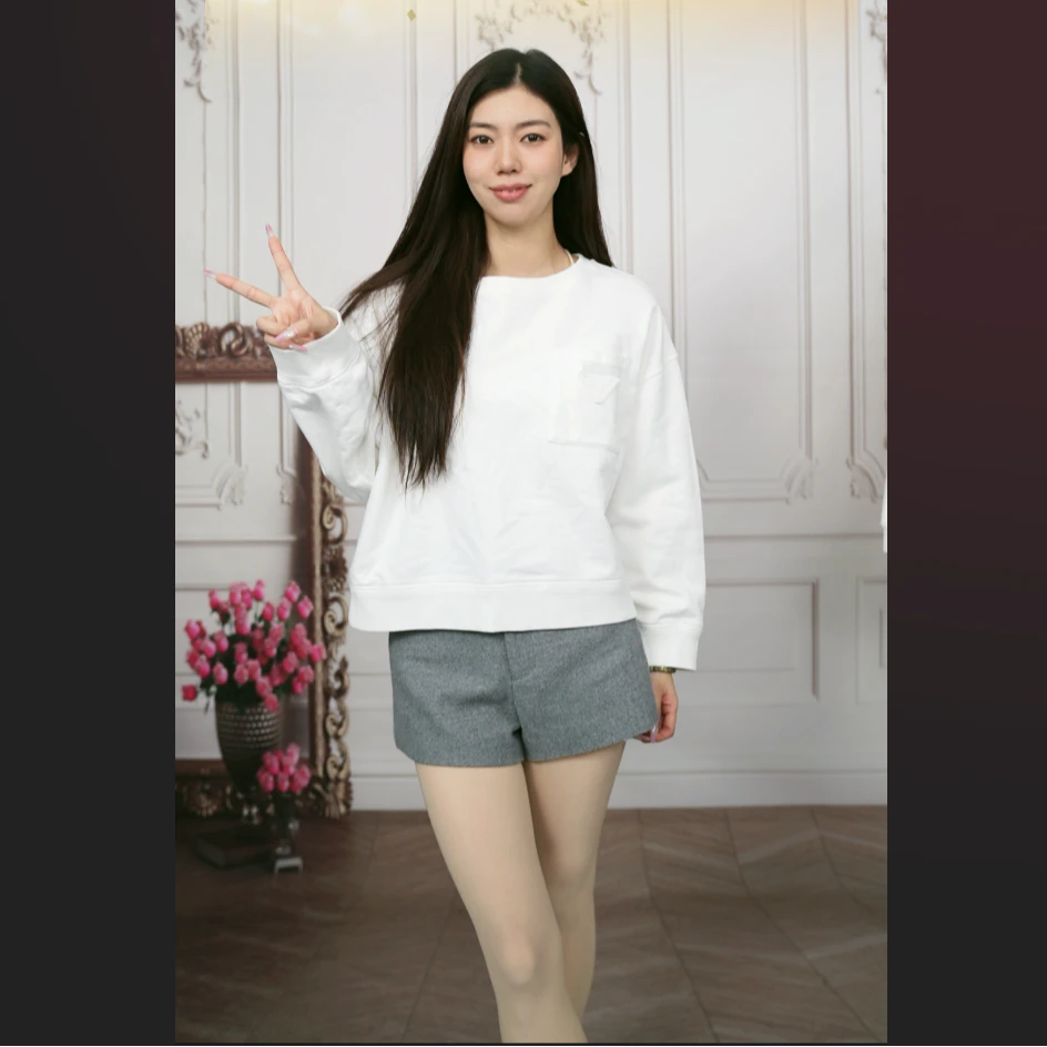 95新 Prada/普拉达 麦殿/卫衣S码白色/251117ZSS9K04