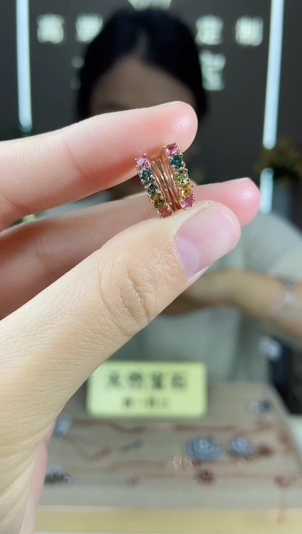 【闪购商品】碧玺耳饰银S925镶嵌耳饰