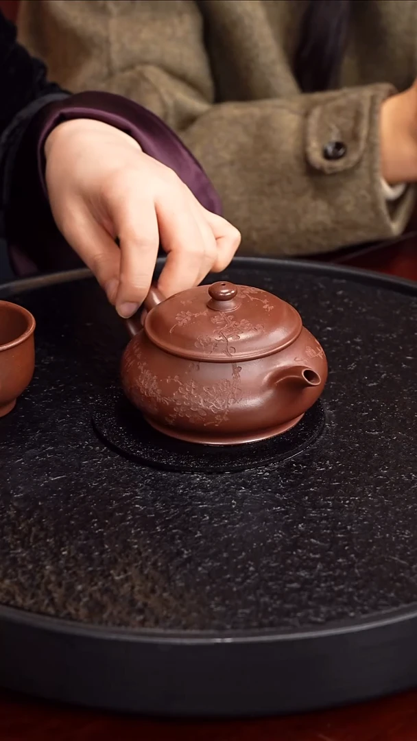 茶壶紫砂陈红 明炉74  紫檀泥  260毫升 配两只杯 双证