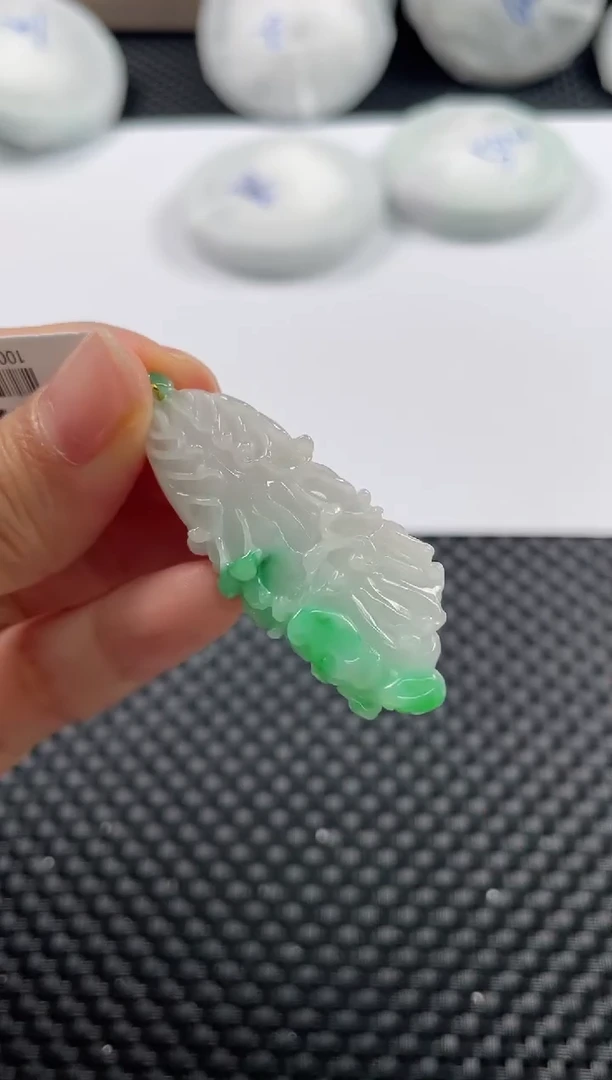 颈饰未镶嵌翡翠基地发货H 8645 白菜