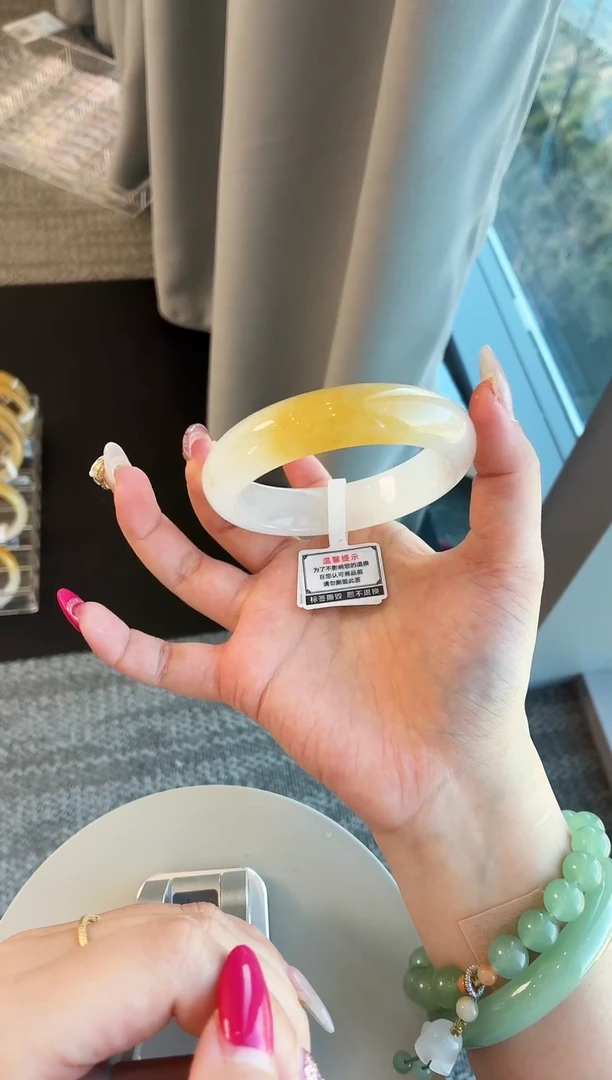 未镶嵌手镯石英质玉20.58.0