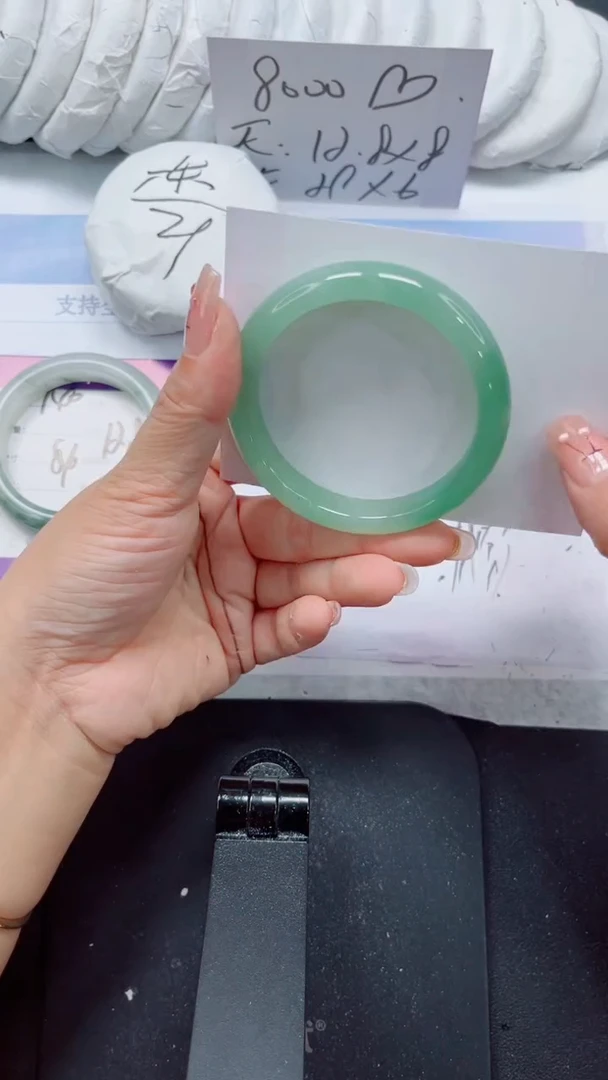 未镶嵌手镯石英质玉141-53