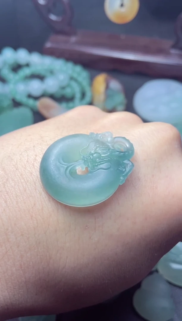 未镶嵌定制翡翠小****苺a货翡翠