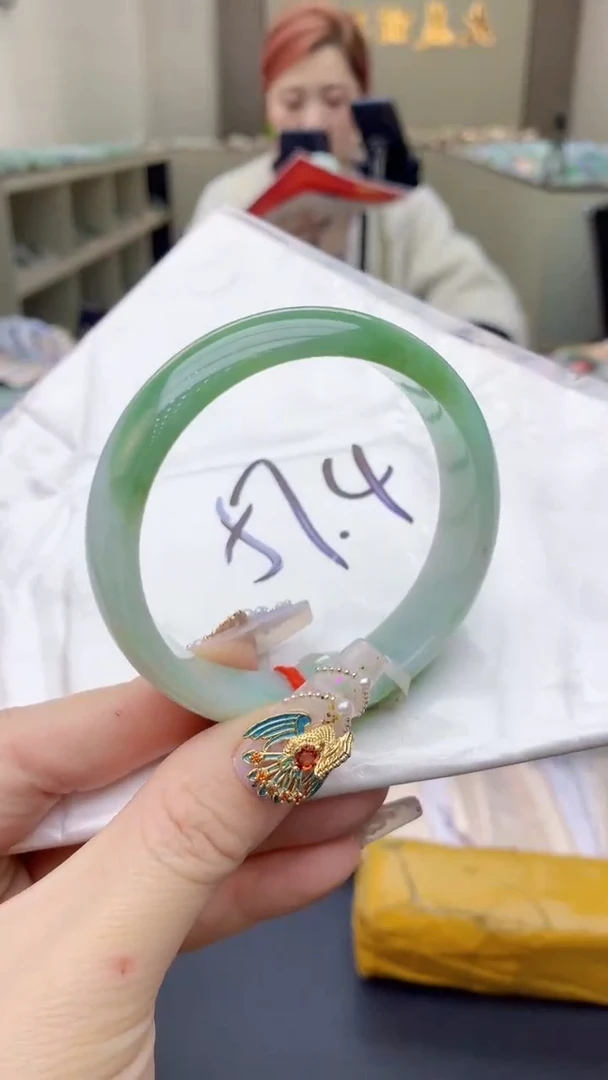 【闪购商品】翡翠手镯未镶嵌0464746049