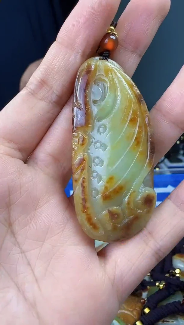 和田玉未镶嵌颈饰1