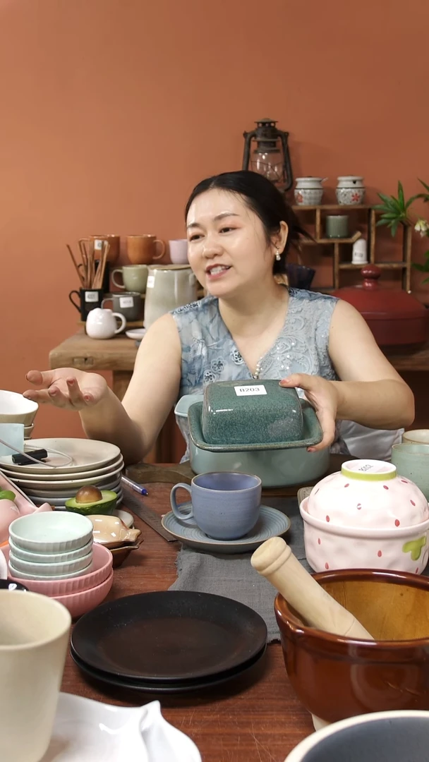 陶瓷B203陶瓷盒子一件套微瑕