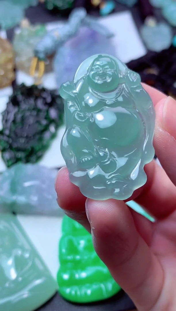 翡翠未镶嵌颈饰天然翡翠A货