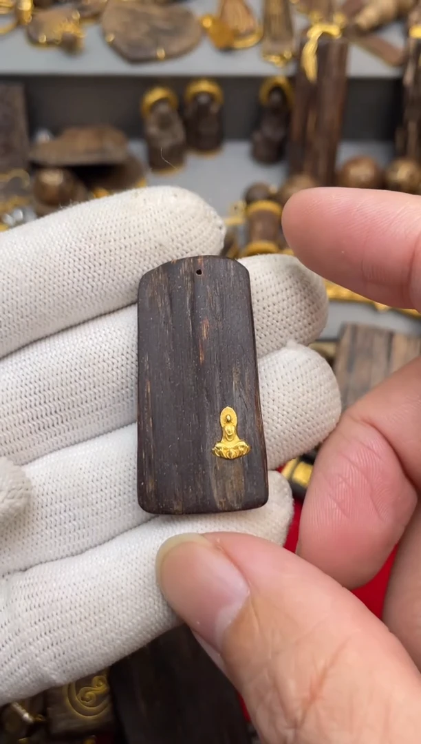 沉香吊坠沉香吊坠4