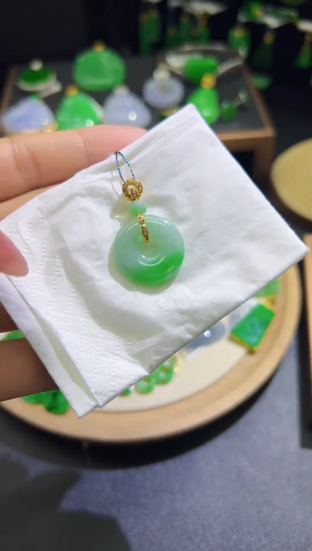 【闪购商品】翡翠颈饰18K金镶嵌Q缅料A货翡翠/支持复检/一件