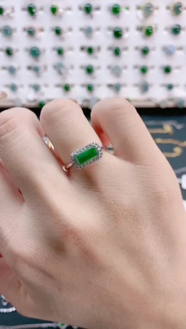 【闪购商品】翡翠戒指银S925镶嵌天然翡翠