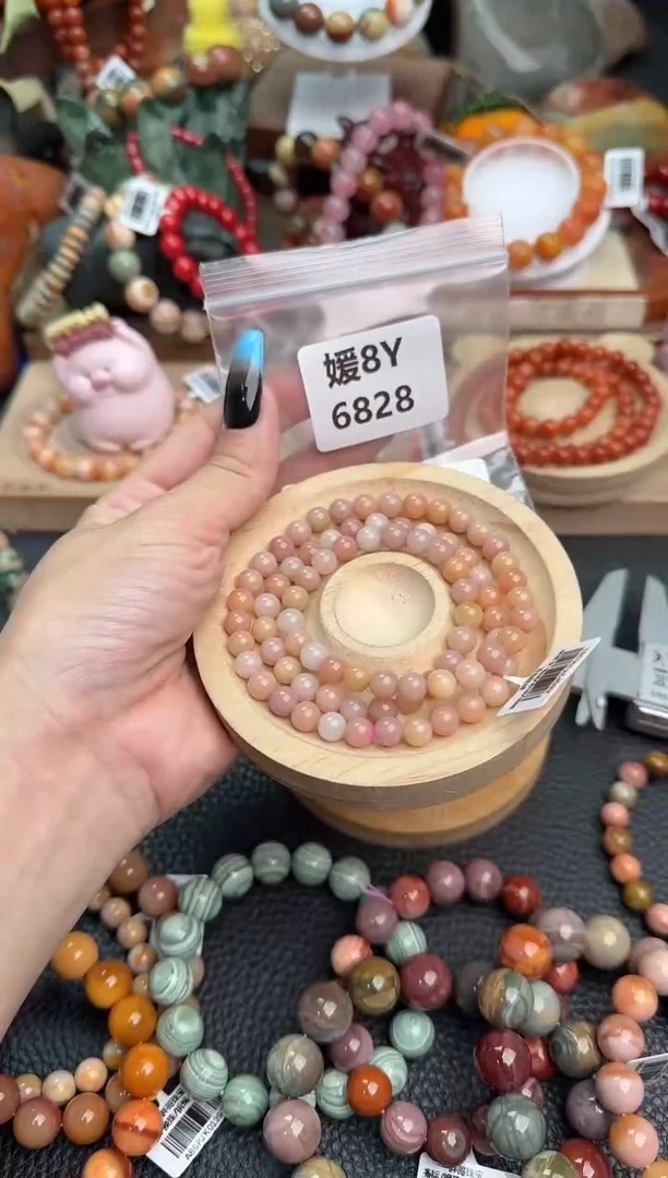 【闪购商品】石英质玉手链未镶嵌8Y6828