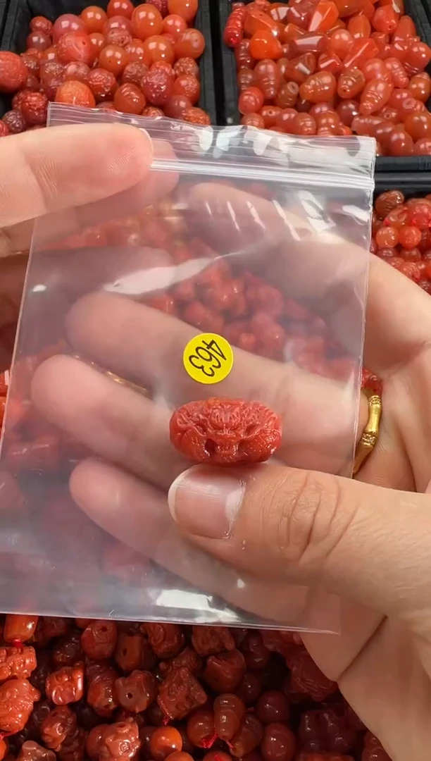 【闪购商品】南红玛瑙颈饰未镶嵌1