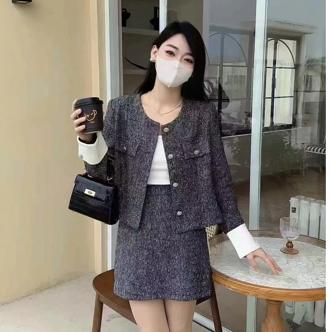 时尚简约大气性价比小香风显瘦