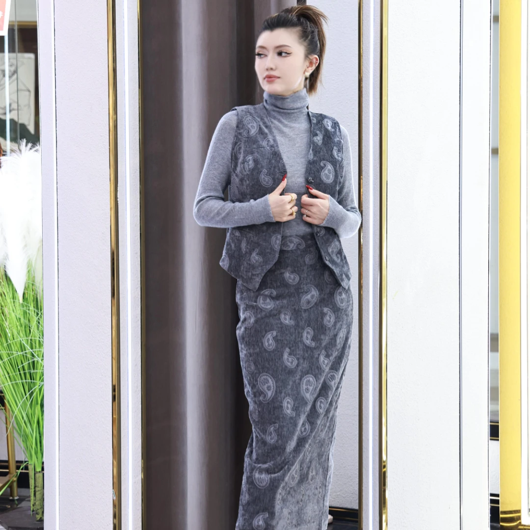 时尚女士网红女装设计师显瘦气质套装精致非常好看