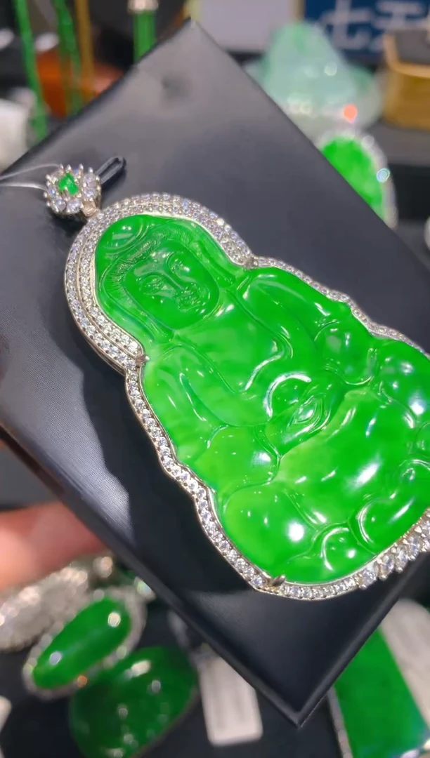 【闪购商品】翡翠颈饰银S925镶嵌65一季