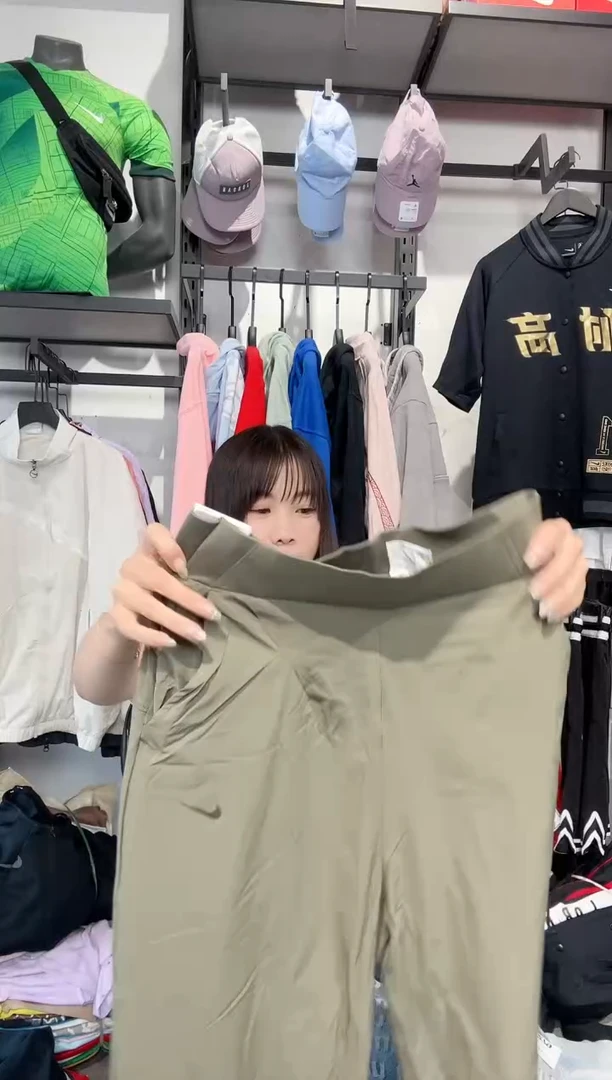 1711 编码 瑕疵款直播间过款为准 尺码160