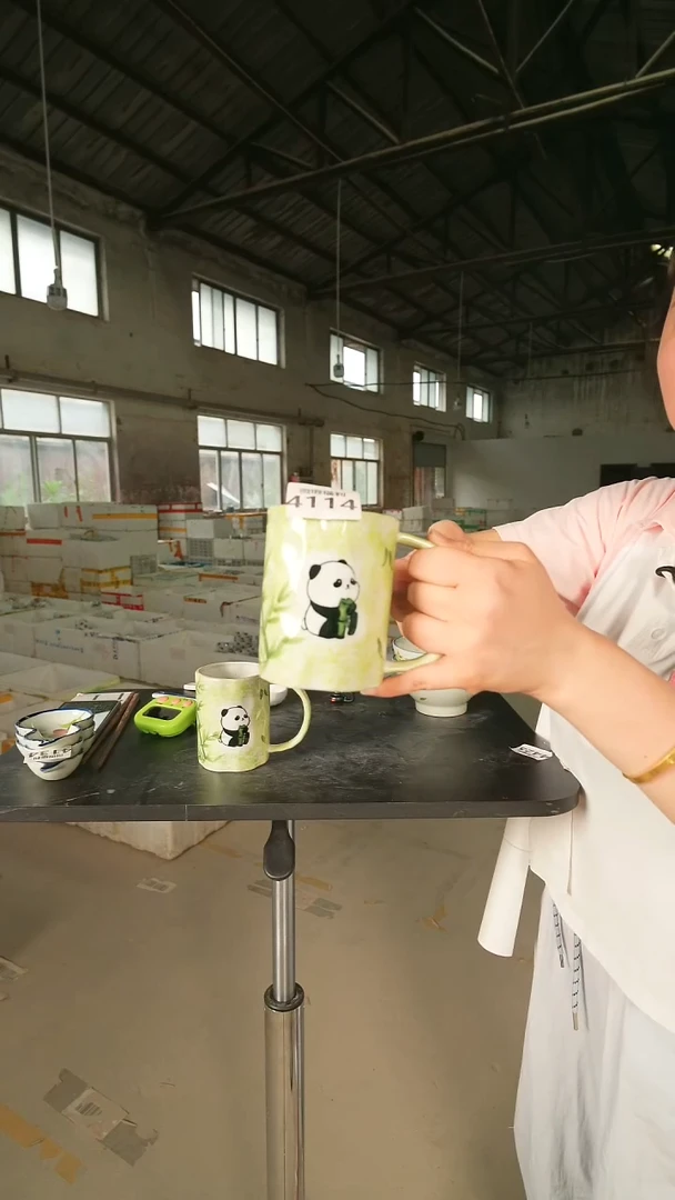 碗景德镇高温釉下手绘陶瓷