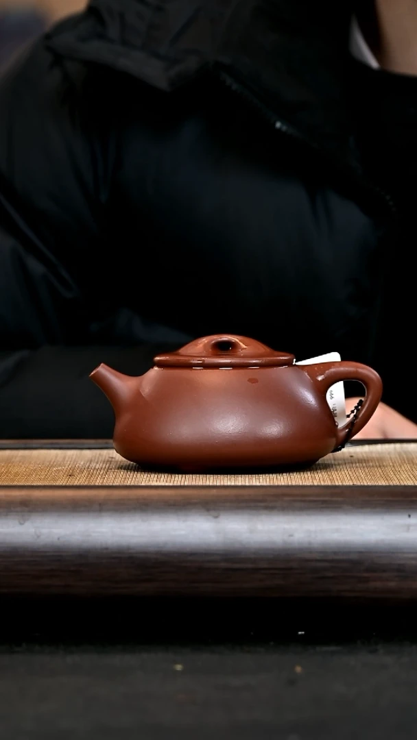 【闪购商品】紫砂茶壶AJ7204 满瓢 红紫泥