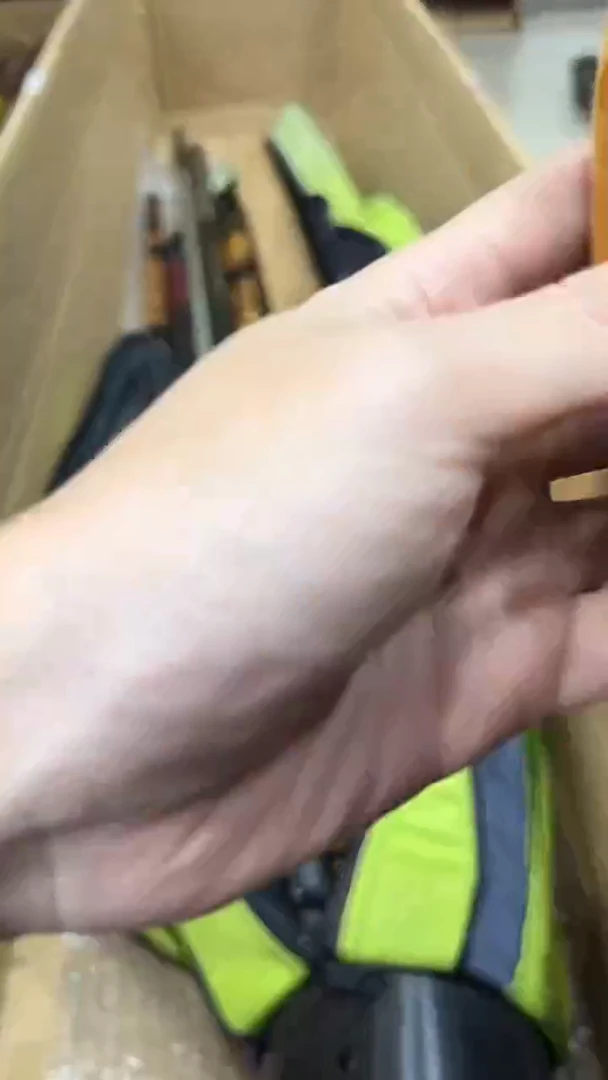 颓****人鱼竿 孤品 微瑕疵 以直播间讲解为主 不包邮