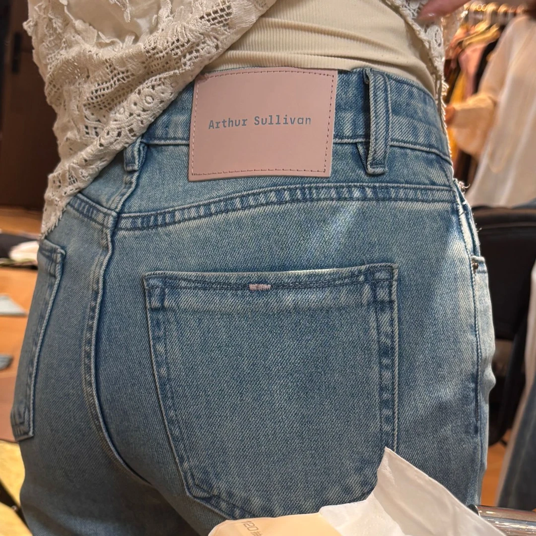 “自洽且平静”粉标百搭直筒阔腿牛仔裤-618-K-65502-2