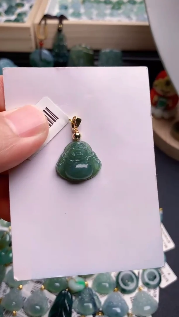翡翠18K金镶嵌颈饰1