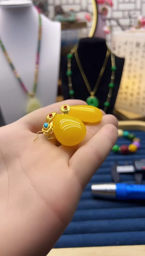 【闪购商品】蜜蜡耳饰14K金镶嵌E163